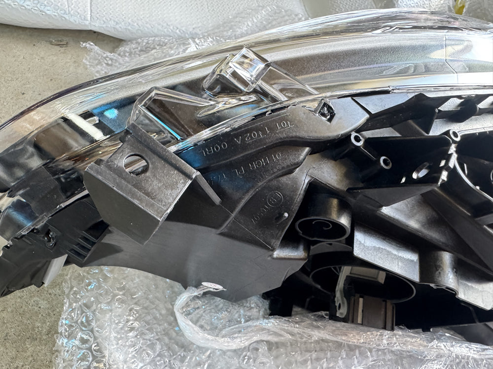 Genuine BMW Adaptive LED Head Light (Right Hand Side) - F87 F22 F23 2 Series M2 LCI 90054476