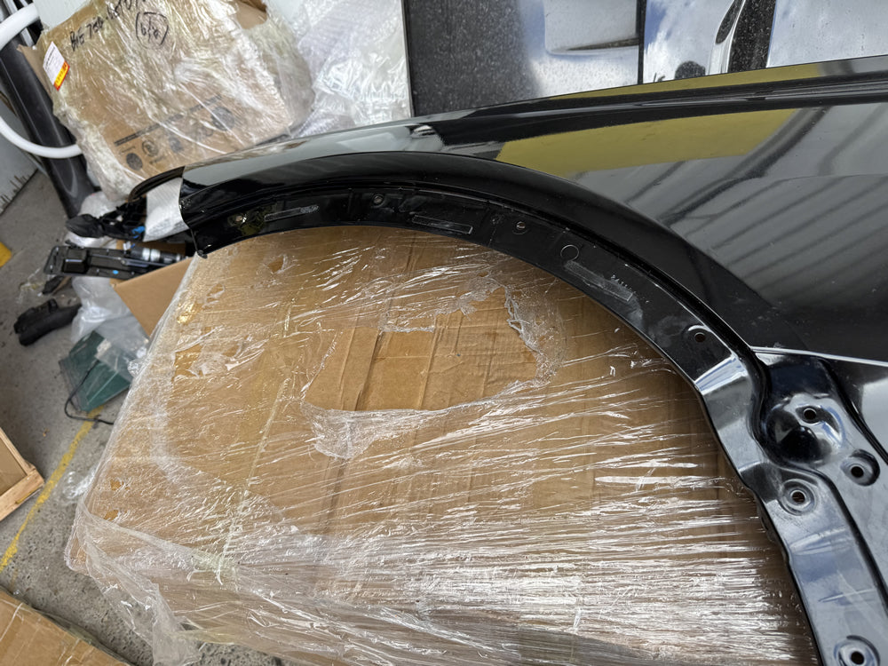 Genuine X7 Front fender Guard (Left Hand Side) - BMW X7 G07