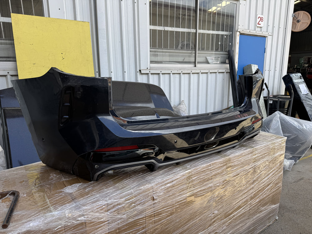 IX3 X3 X4 LCI  M sport Rear Bumper - BMW X3 X4 G01 G02 G08 (Black)