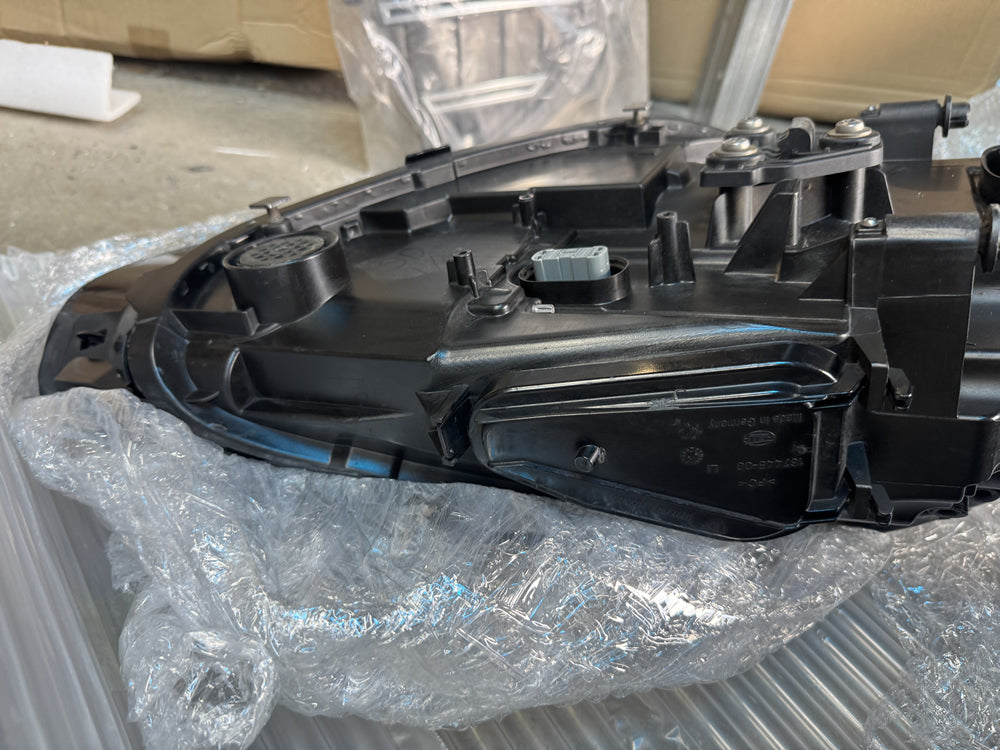 Genuine Porsche Cayenne Head Light (Left hand side) - Porsche Cayenne 92A (14-17) 7P5941751F