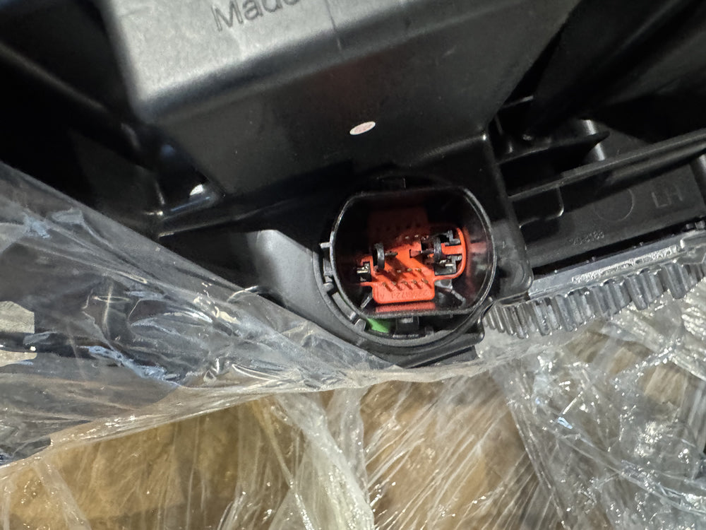 Genuine LED Head light (Left hand side) LK72-13w030 - Land Rover Discovery Sport P250 R Dynamic SE L550 D180