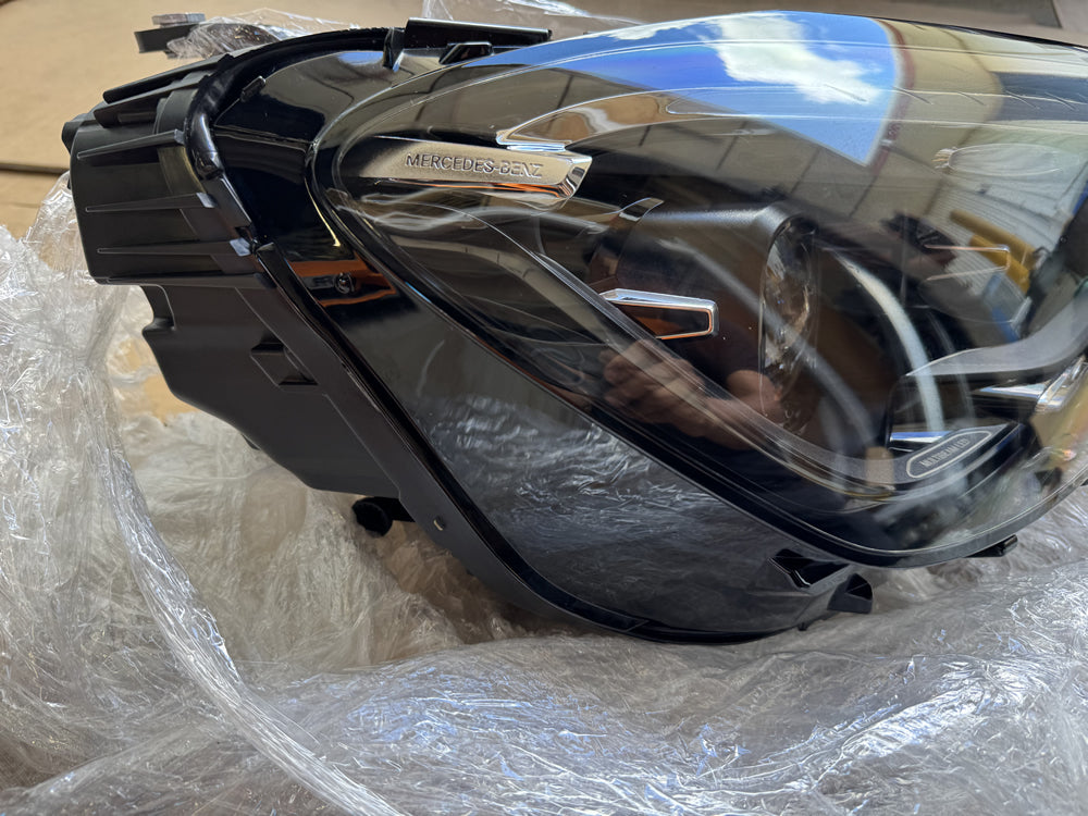 Genuine Mercedes benz LED Head Light V167 C167 (Righ Hand Side) - GLE a1679067809