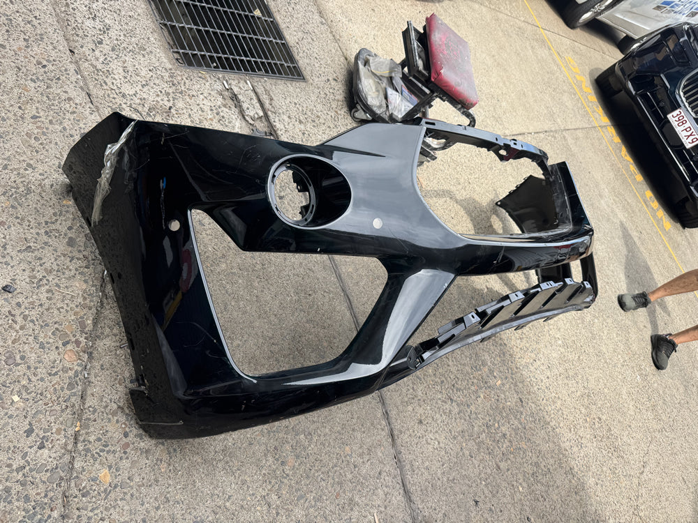 Genuine Maserati Levante Facelifted front bumper (skin only) - Levante 670119704G