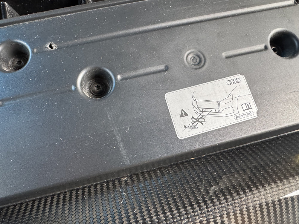 Genuine RSQ8 grill radar cover carbon molding - RSQ8 F1 4MN 4M8 807 725b 4m885365 4m8853194 4m8853037