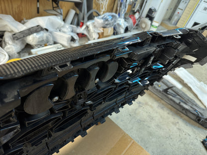 Genuine RSQ8 grill radar cover carbon molding - RSQ8 F1 4MN 4M8 807 725b 4m885365 4m8853194 4m8853037