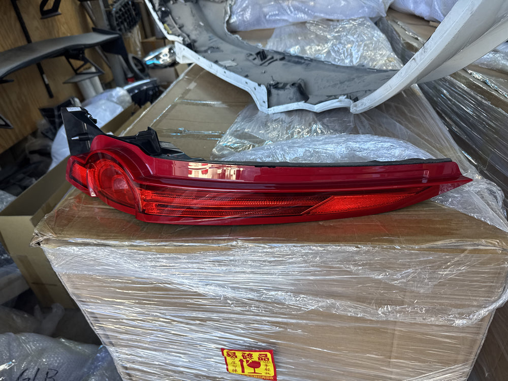 Genuine tail light (left) - Jaguar F-type