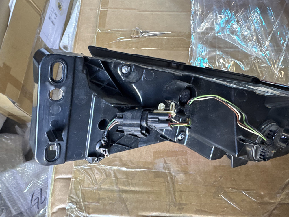 Genuine tail light (left) - Jaguar F-type