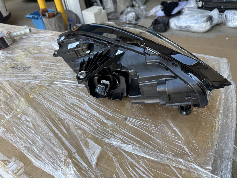 Genuine BMW LED Head light (Left hand side) - BMW F70 1 Series