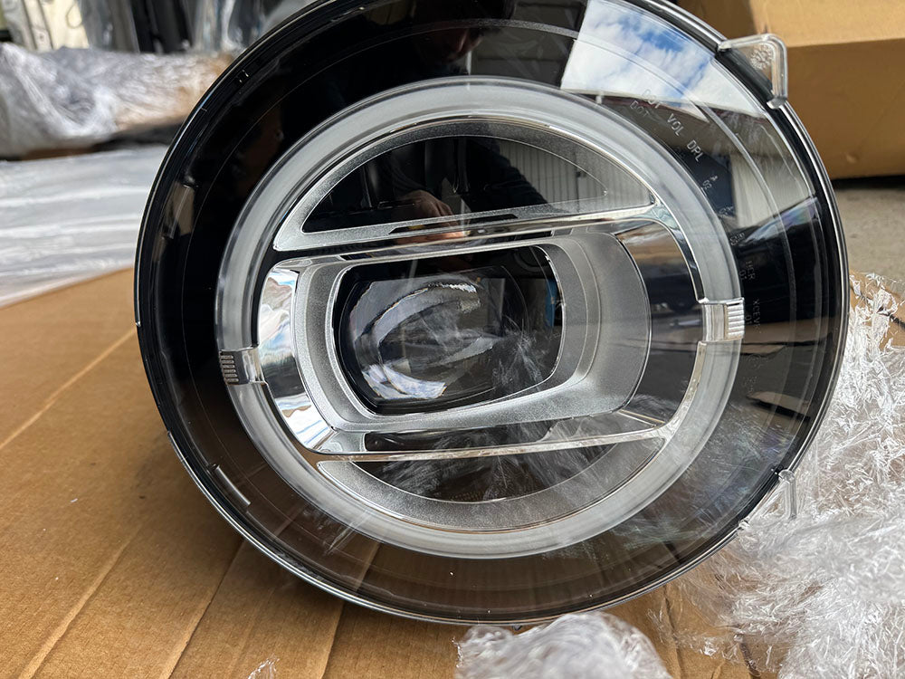 Genuine head light Right hand side (2 modules) - w464 G Class a4639065002