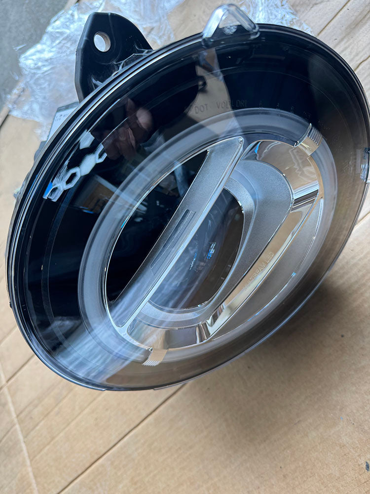 Genuine head light Right hand side (2 modules) - w464 G Class a4639065002