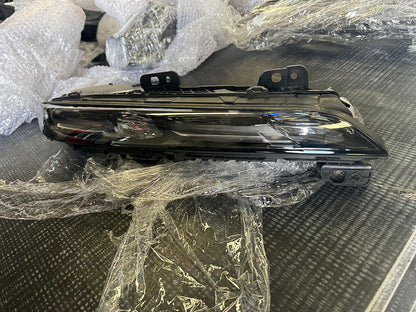 Genuine BMW 7 Series head light DRL Swarovski crystals (Right hand side) - G70 7 Series 9879936